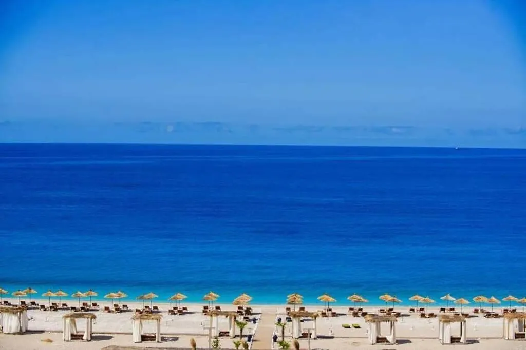 Blue Bay Apartment Green Coast location